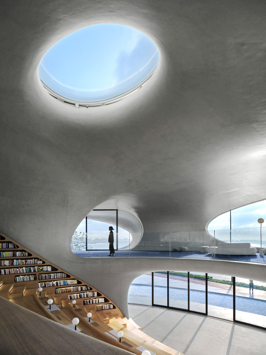 海口的疯狂建筑师的Cloudscape在中国开放。
